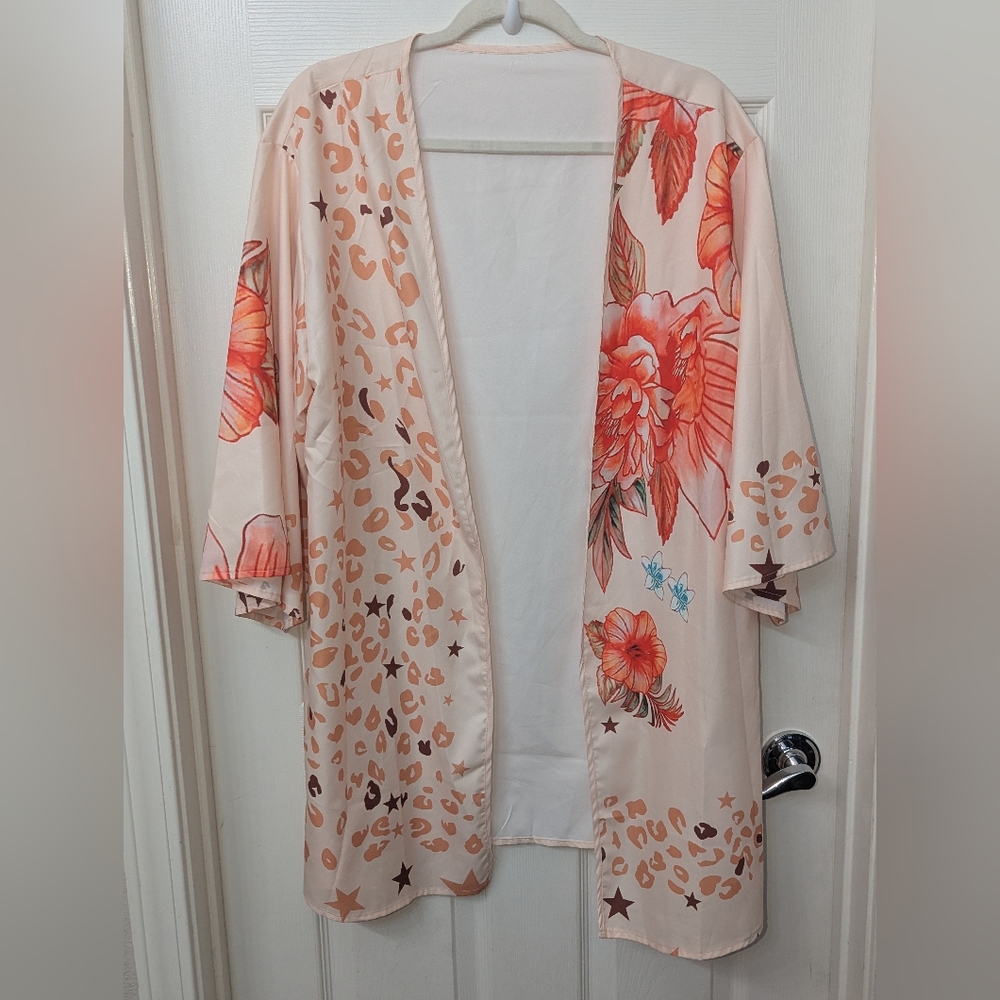 SHEIN Cream and Orange Kimono - Picture 3 of 6